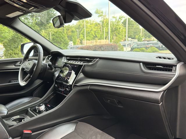 2024 Jeep Grand Cherokee L Altitude - Photo 18