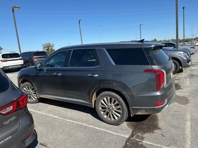 2020 Hyundai Palisade Limited photo 2