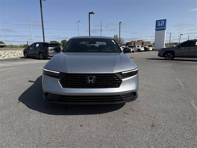 2025 Honda Accord Hybrid Sport photo 2