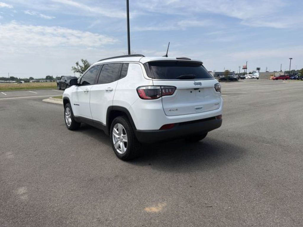 Used 2022 Jeep Compass Latitude SUV