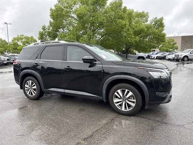 Used 2022 Nissan Pathfinder SL with VIN 5N1DR3CA5NC209247 for sale in Jonesboro, AR