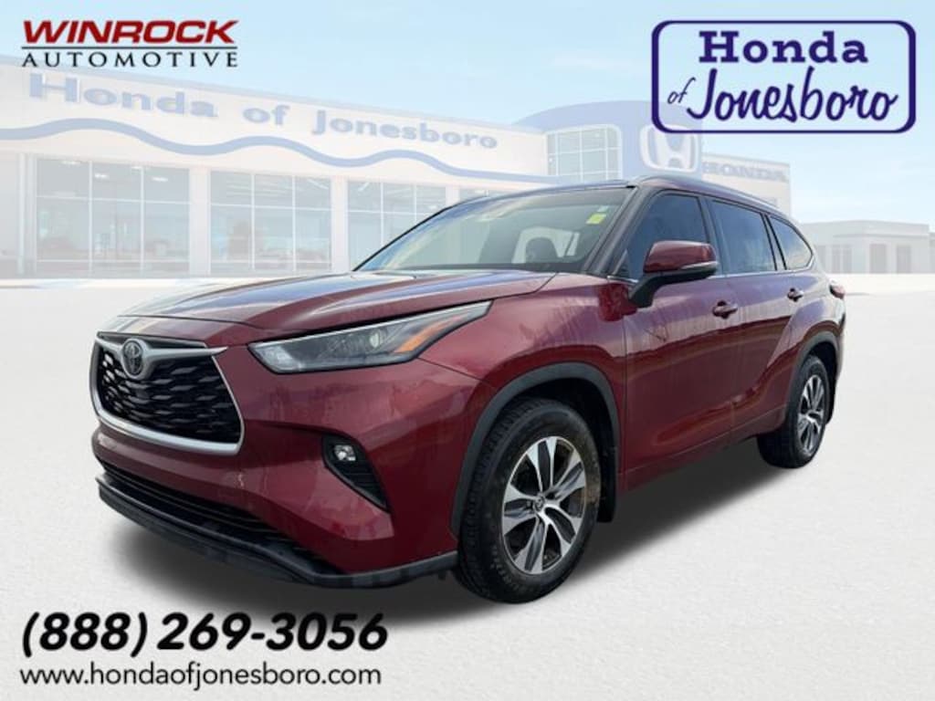 Used 2022 Toyota Highlander XLE SUV