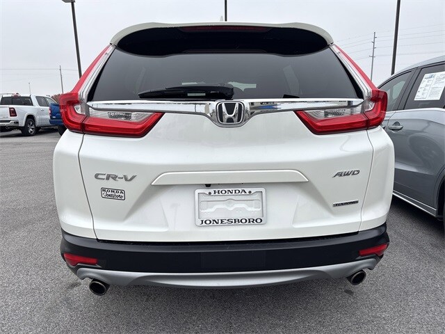 2018 Honda CR-V Touring photo 4