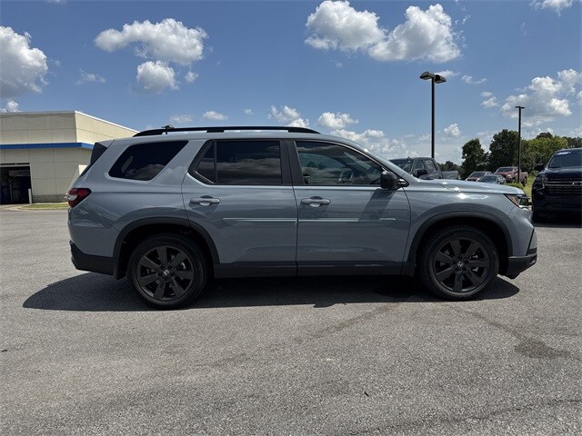 2025 Honda Pilot Sport photo 4