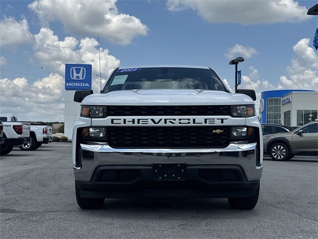 2021 Chevrolet Silverado 1500 photo 2