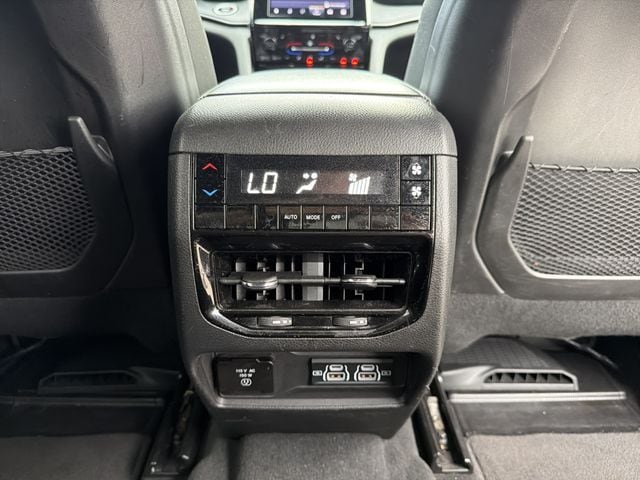 2024 Jeep Grand Cherokee L Altitude - Photo 20