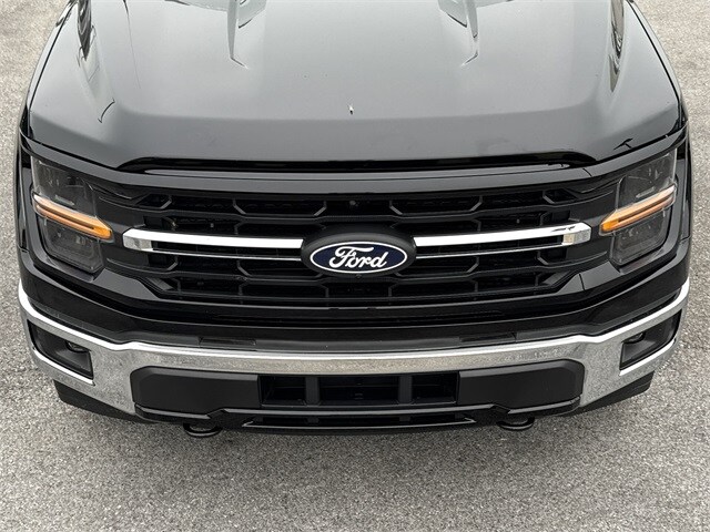 2024 Ford F-150 XLT photo 2