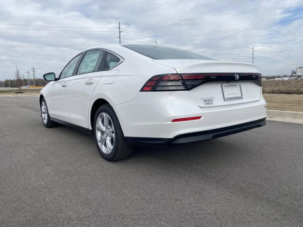 New 2025 Honda Accord LX Sedan