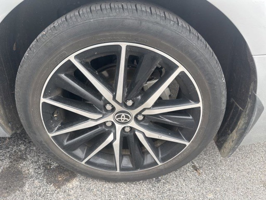 Used 2024 Toyota Camry SE Sedan