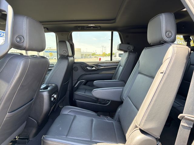 2024 GMC Yukon Denali - Photo 12