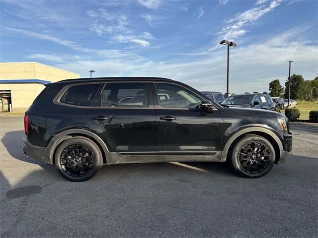 2022 Kia Telluride SX photo 3