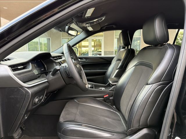 2024 Jeep Grand Cherokee L Altitude - Photo 9