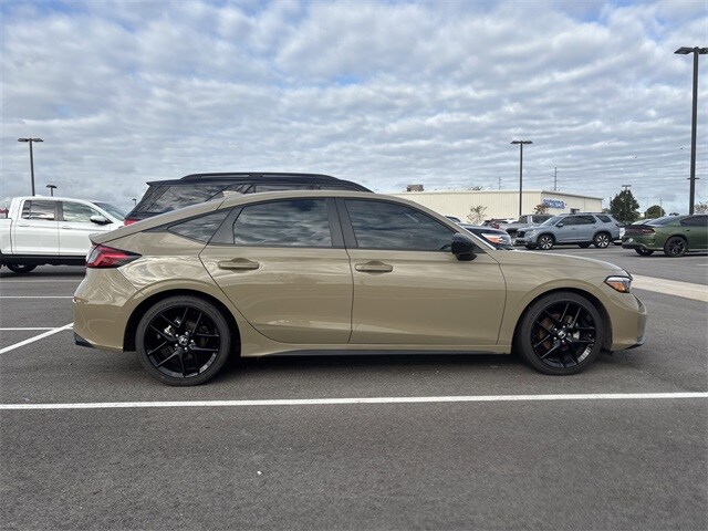 2025 Honda Civic Sport Hatchback photo 3