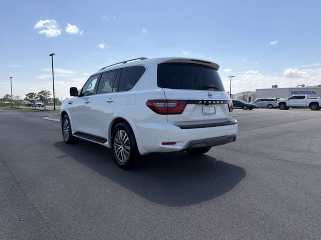 Used 2023 Nissan Armada SL SUV