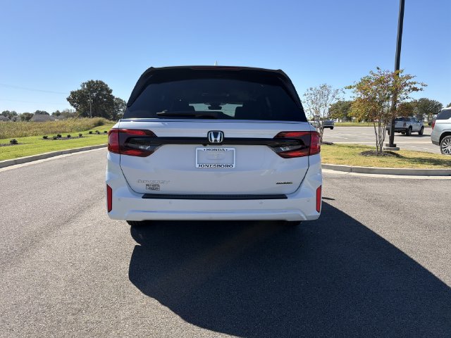 New 2027 Honda Odyssey Touring Minivan/Van
