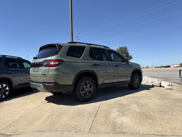 New 2026 Honda Pilot TrailSport SUV