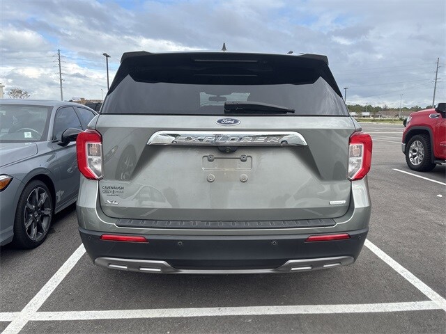 2020 Ford Explorer XLT photo 2