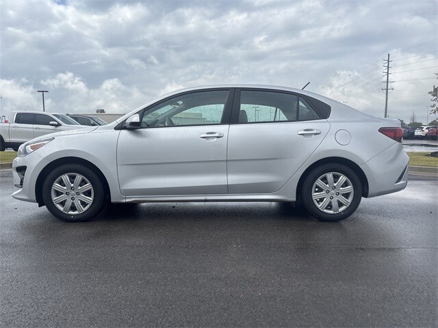 2023 Kia Rio S photo 2
