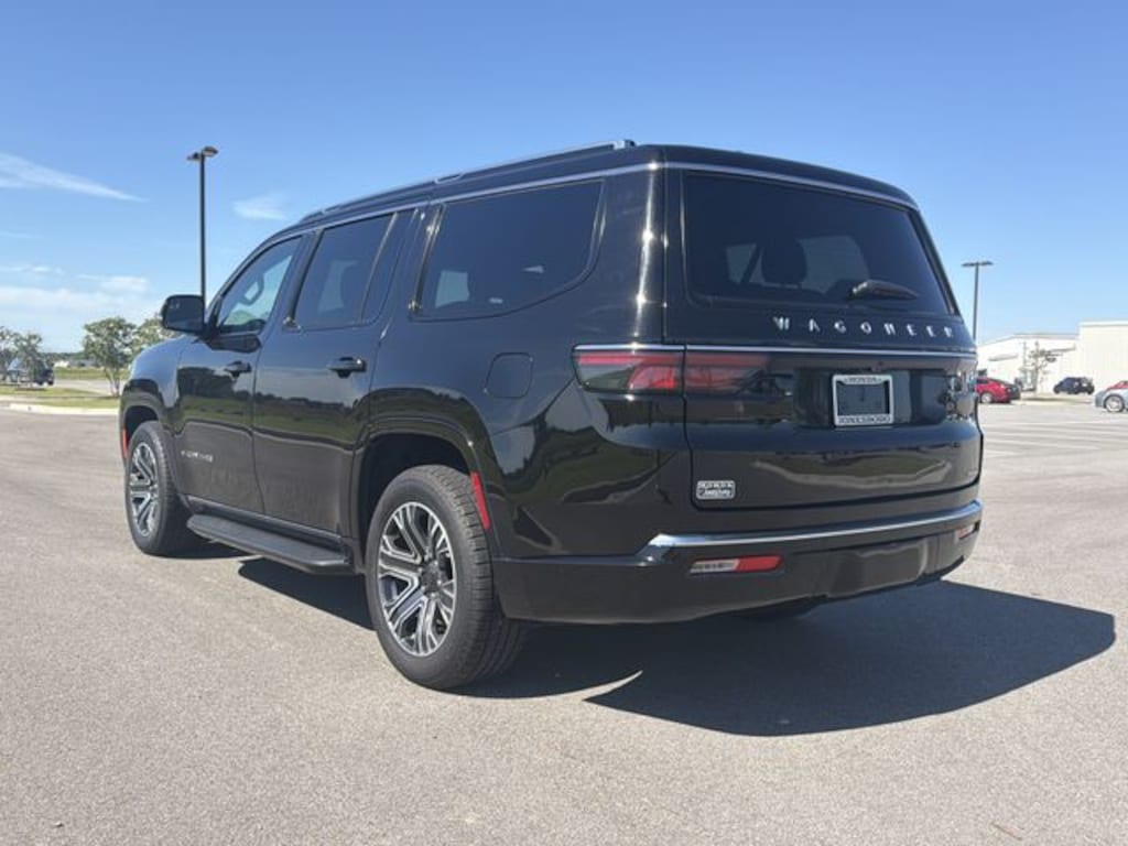 Used 2024 Jeep Wagoneer Series II SUV