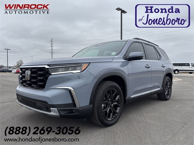 2025 Honda Pilot Touring's photo