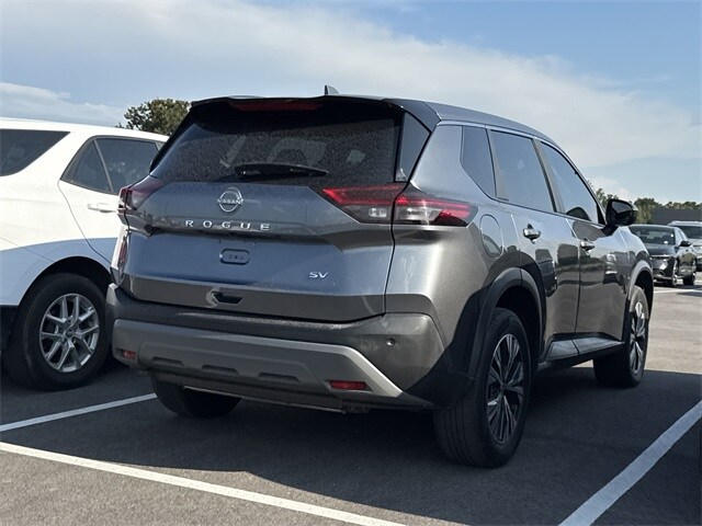 2023 Nissan Rogue SV photo 3