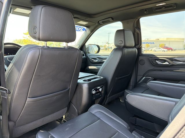 2024 GMC Yukon Denali - Photo 13