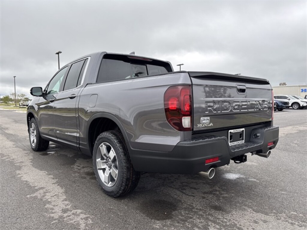 New 2026 Honda Ridgeline RTL Truck Crew Cab
