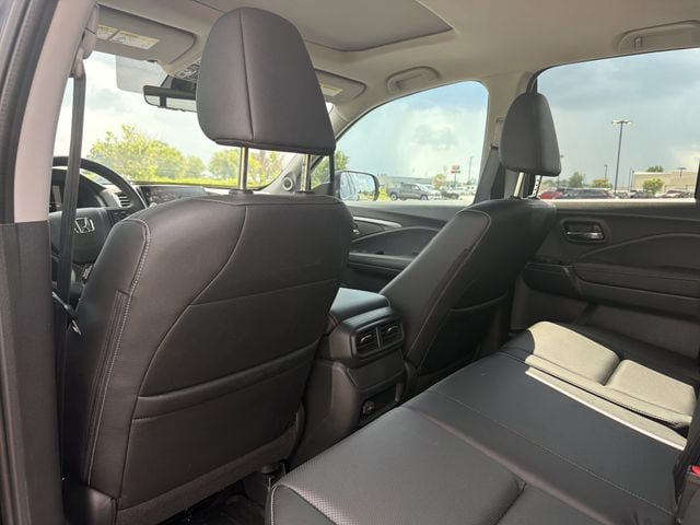2025 Honda Ridgeline RTL - Photo 13