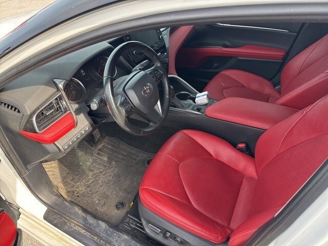 2023 Toyota Camry XSE V6 photo 2