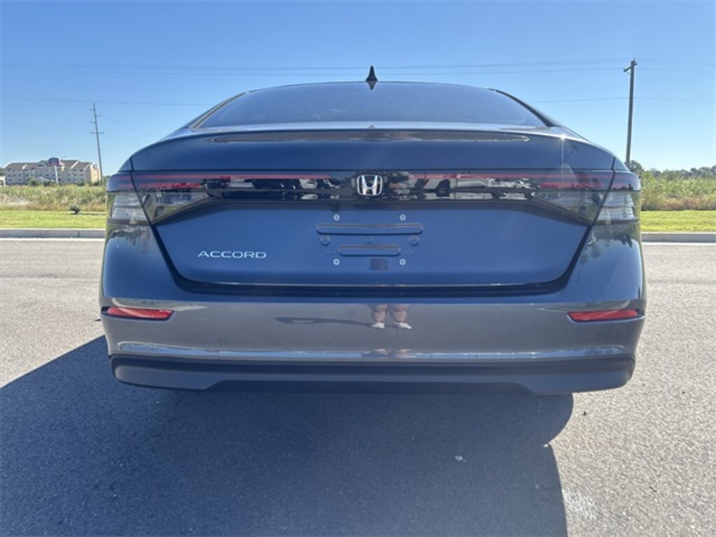 New 2025 Honda Accord SE Sedan