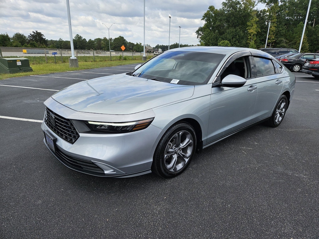 Used 2024 Honda Accord EX Sedan