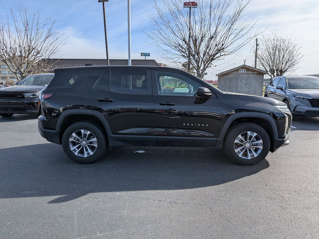 Used 2025 Chevrolet Equinox LT SUV