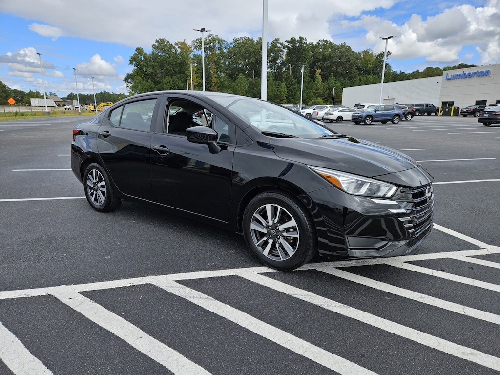 Used 2024 Nissan Versa 1.6 SV Sedan