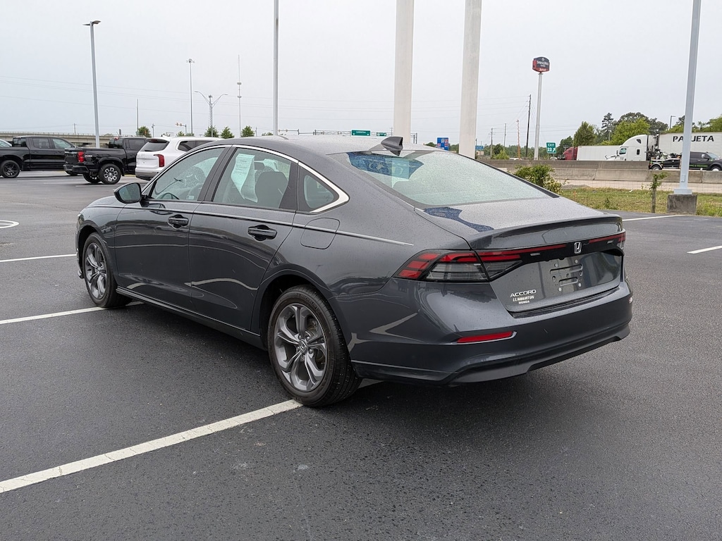 Used 2024 Honda Accord EX Sedan
