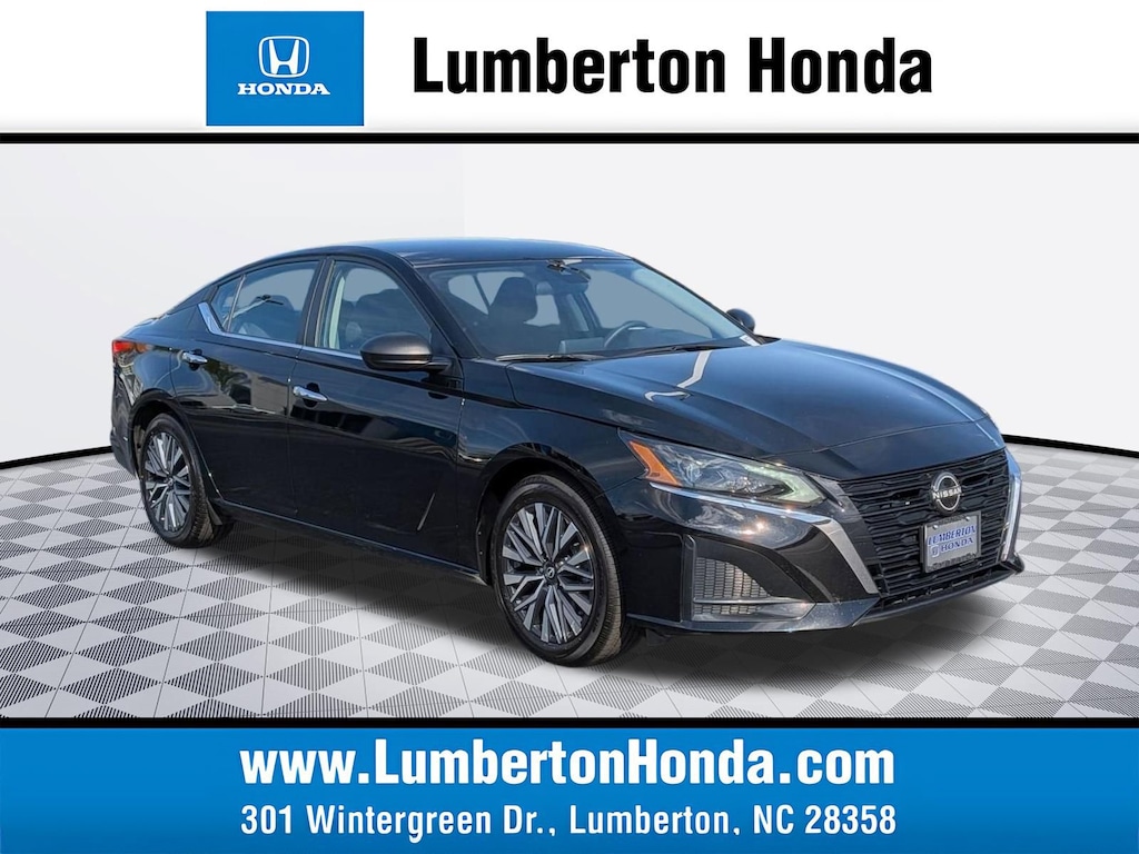 Used 2024 Nissan Altima 2.5 SV Sedan