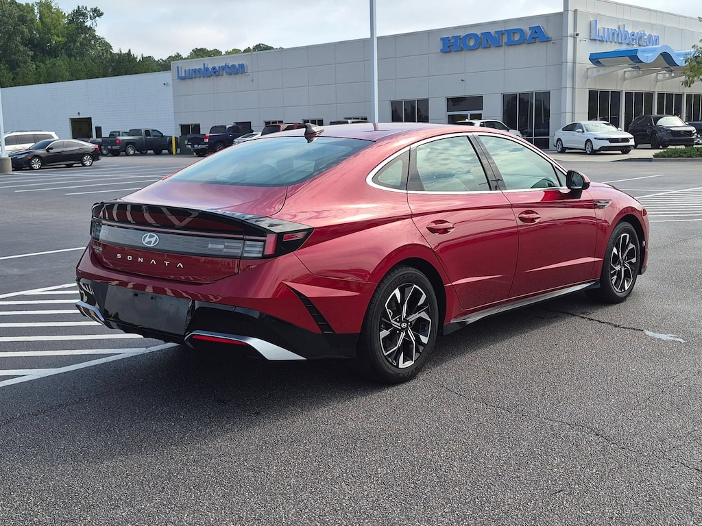 Used 2025 Hyundai Sonata SEL Sedan