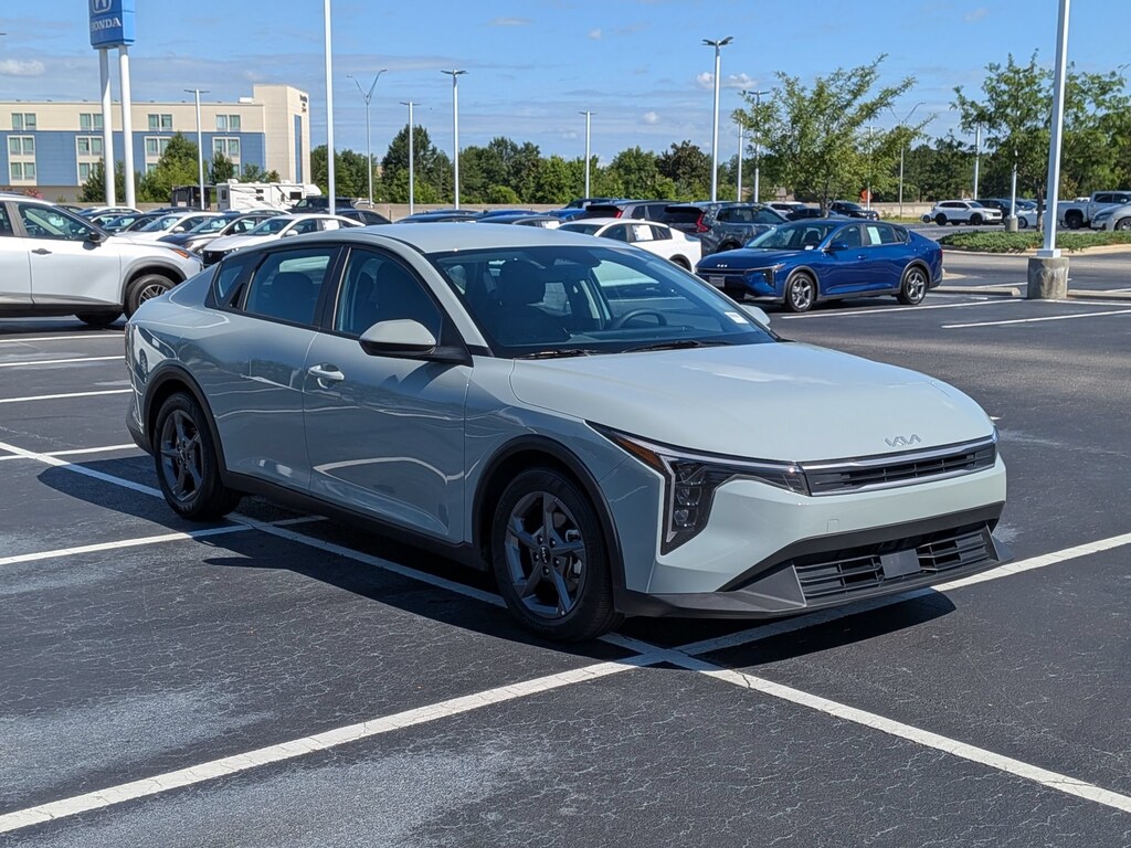 Used 2025 Kia K4 LXS Sedan