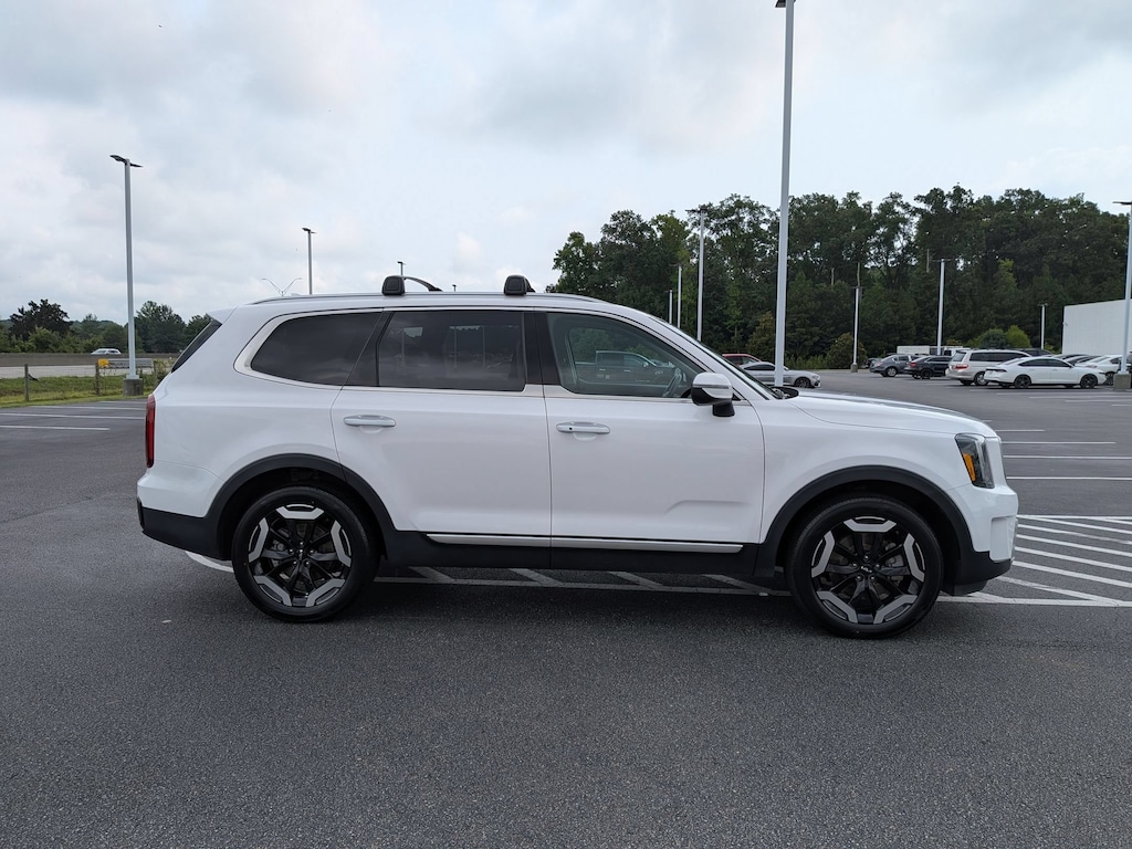 Used 2025 Kia Telluride S SUV