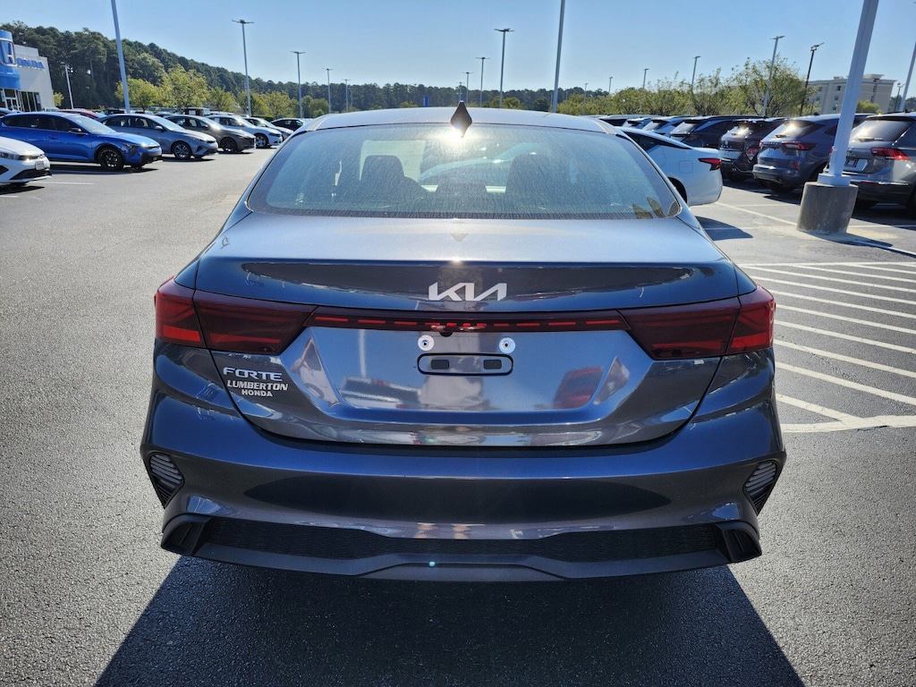 2023 Kia Forte LXS photo 6
