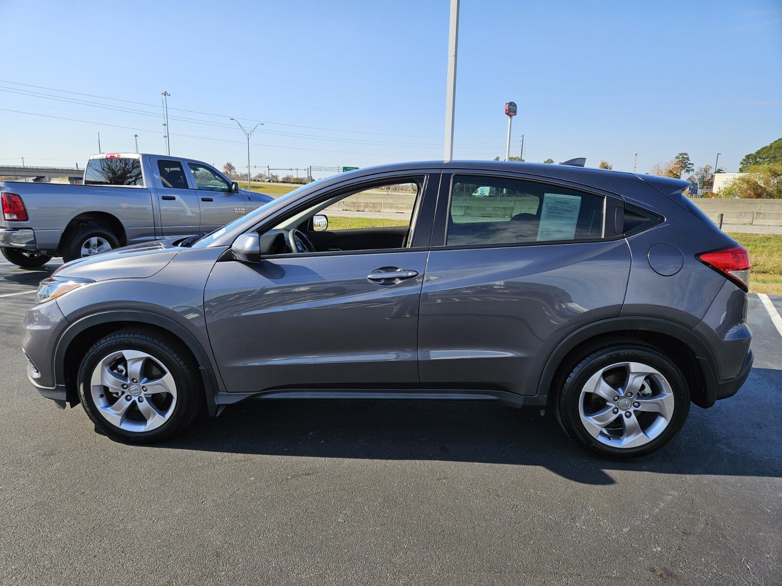 2022 Honda HR-V LX 2WD photo 4