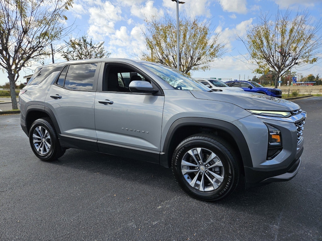 Used 2025 Chevrolet Equinox LT SUV