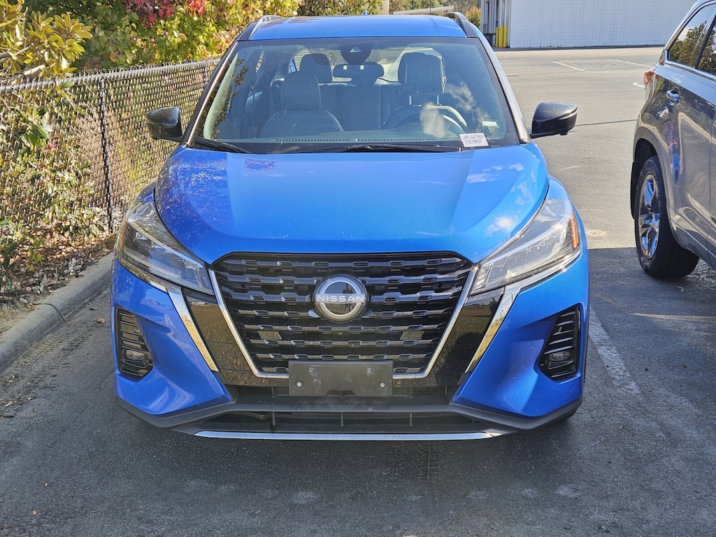 Used 2023 Nissan Kicks SR SUV