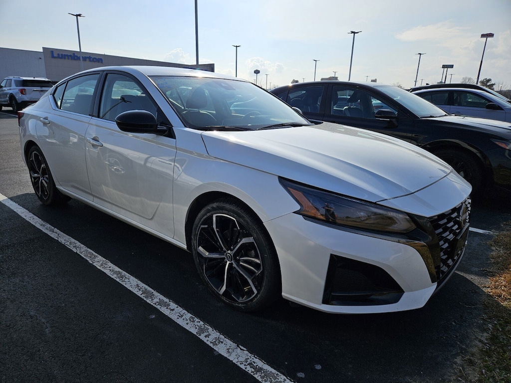 Used 2024 Nissan Altima 2.5 SR Sedan