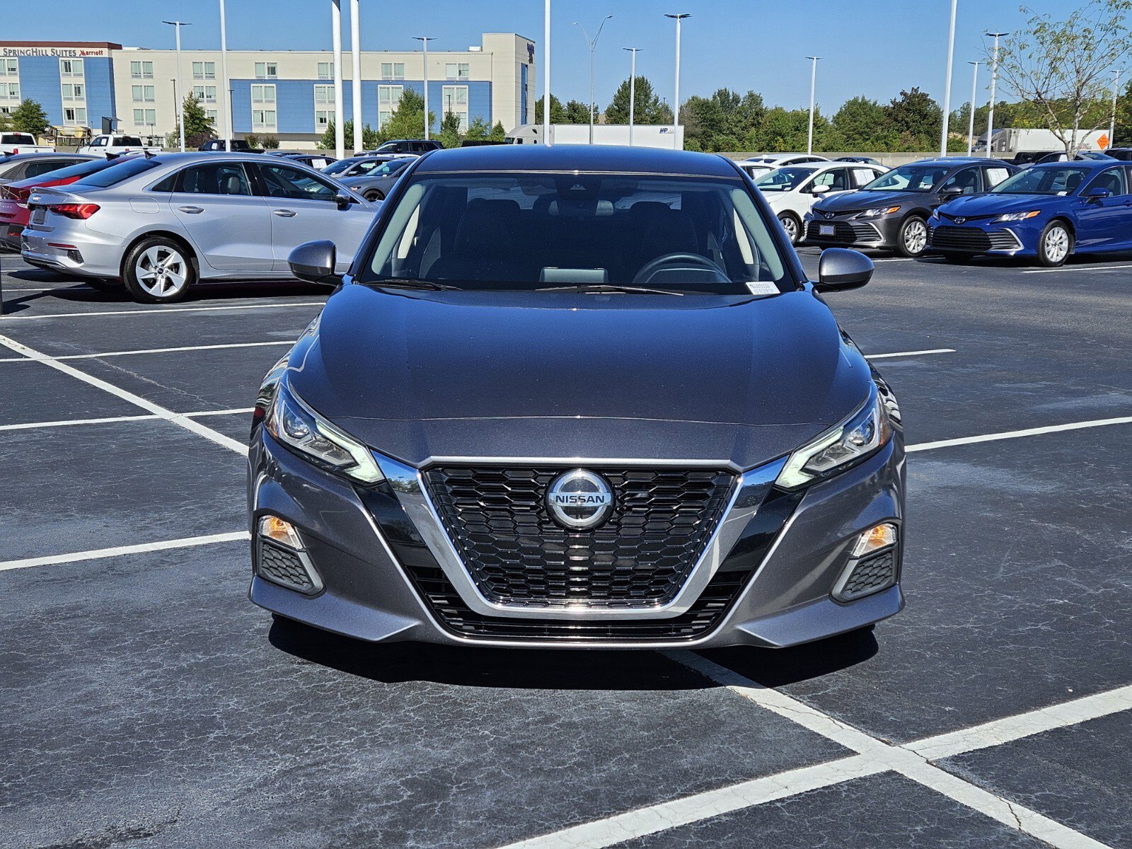 2021 Nissan Altima 2.5 SV photo 2
