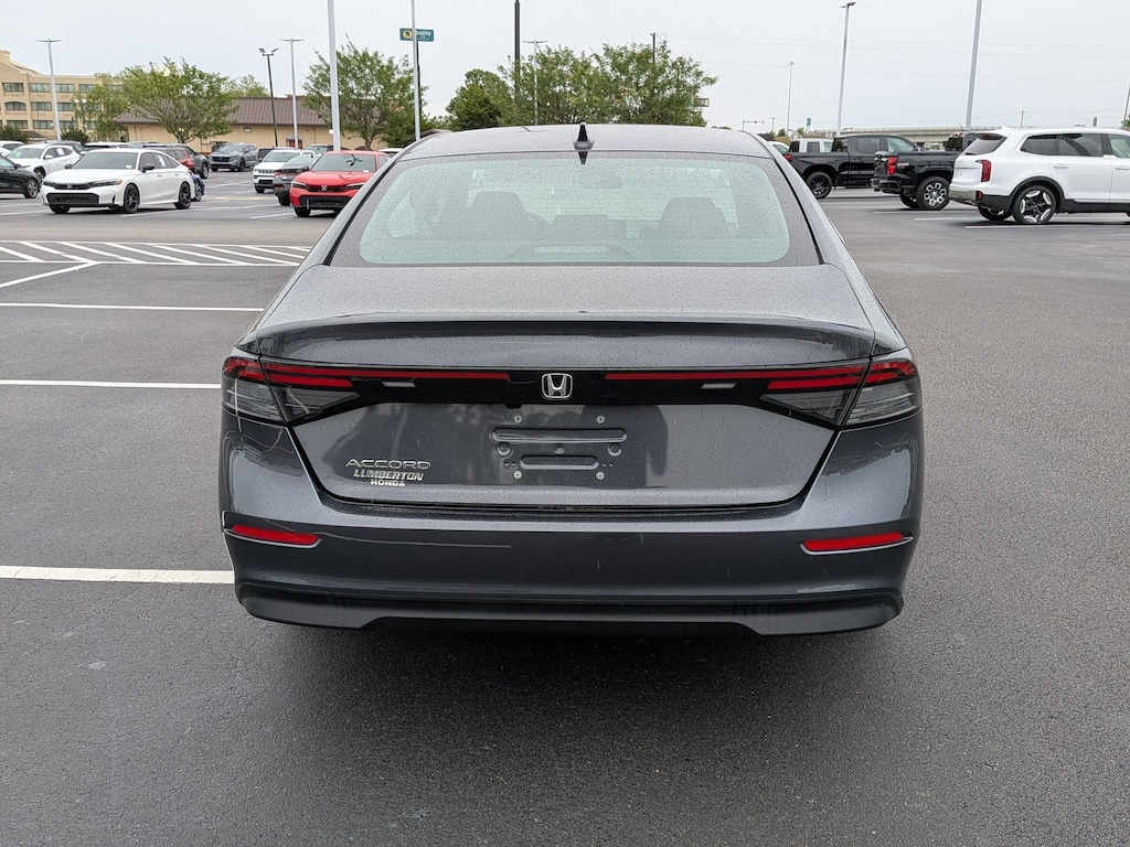 Used 2024 Honda Accord EX Sedan