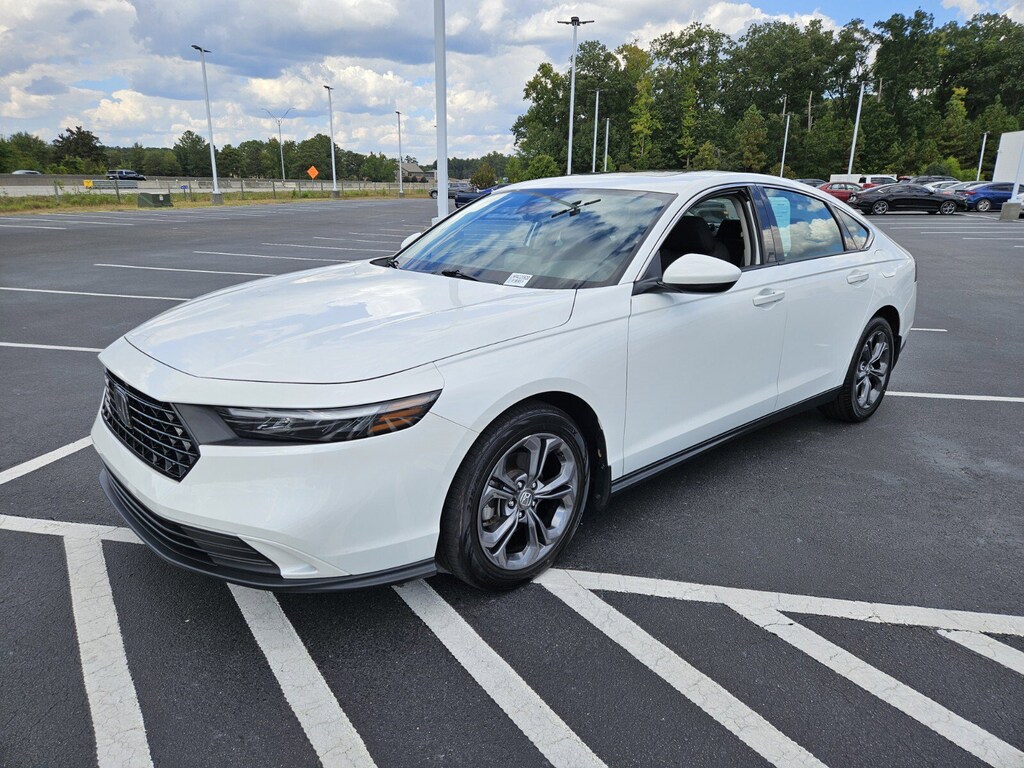 2023 Honda Accord EX photo 3