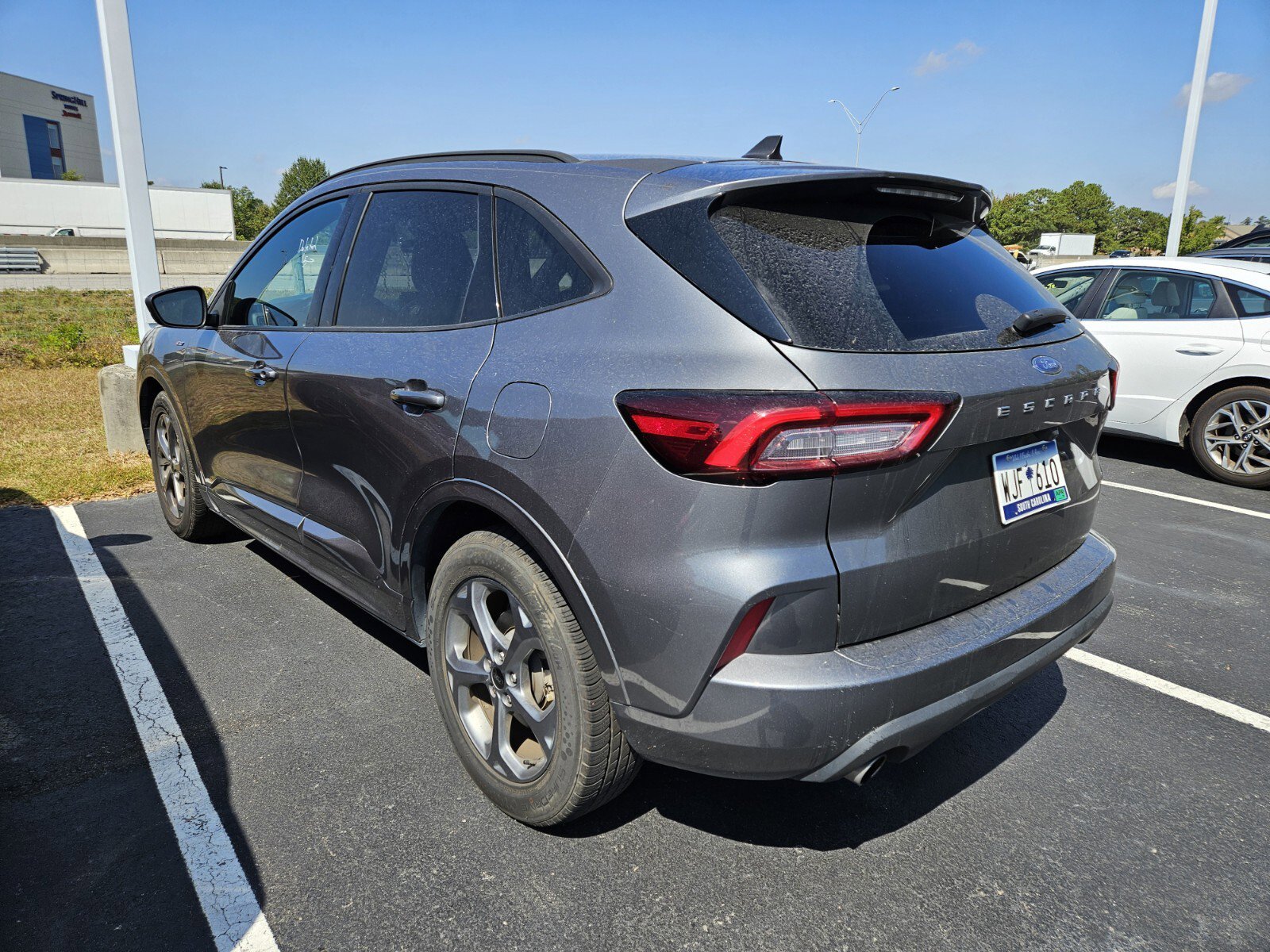 2023 Ford Escape ST-Line photo 4