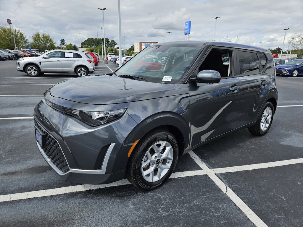 Used 2024 Kia Soul LX Hatchback