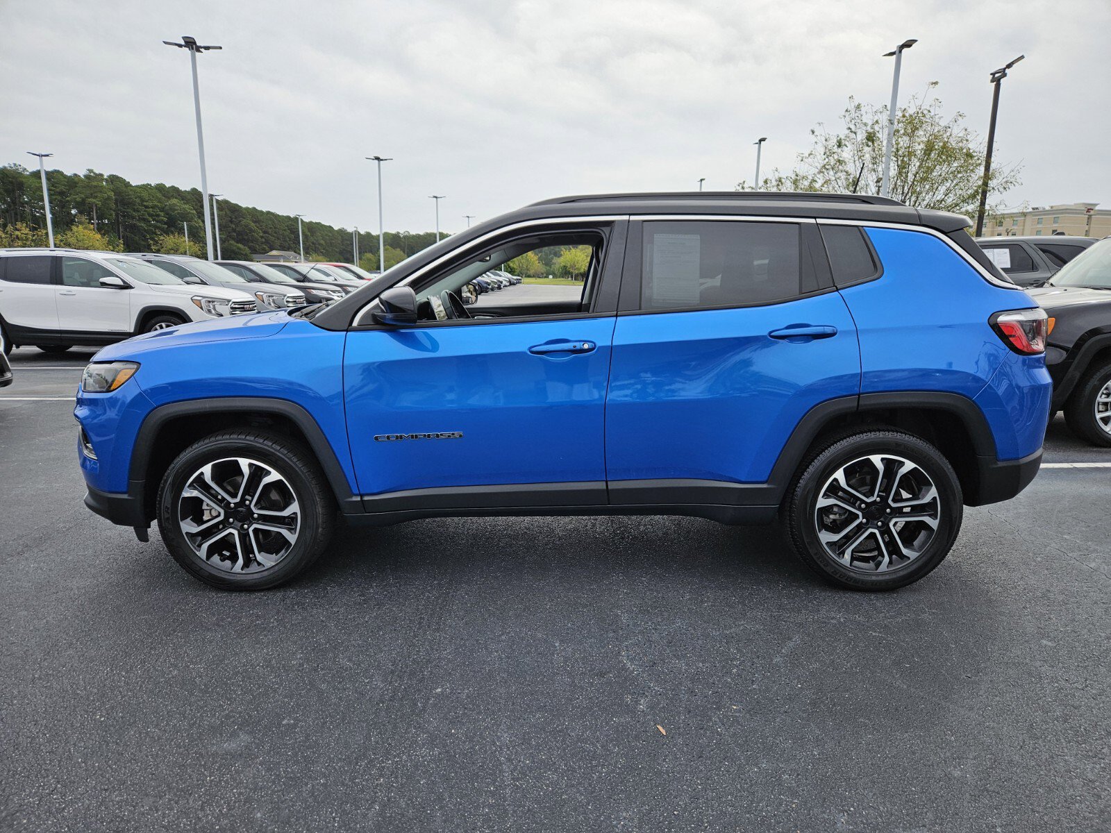 2022 Jeep Compass Limited photo 4
