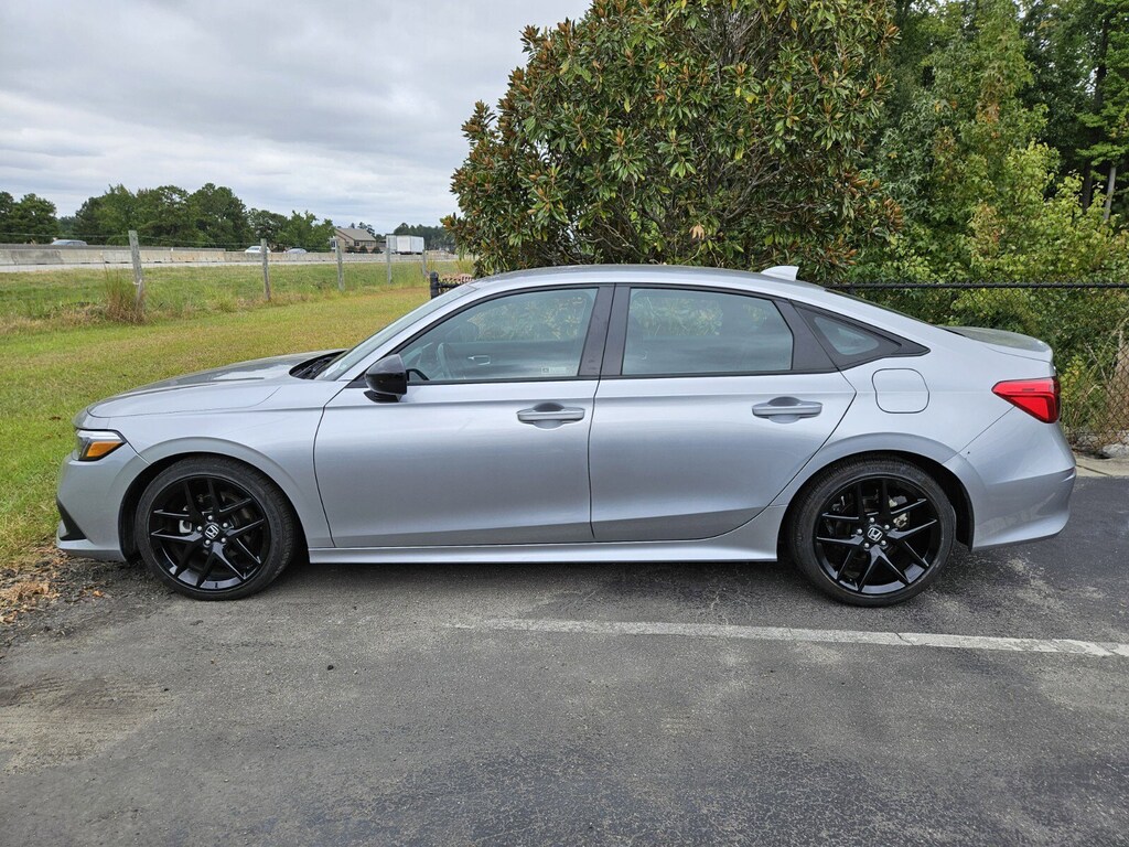 2024 Honda Civic Sport photo 4